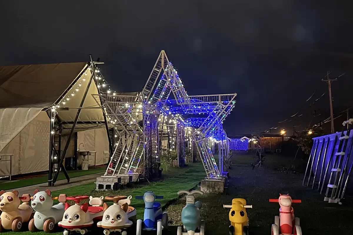 幸福鬆餅站-宜蘭空間設計-宜蘭家具設計-宜蘭花藝設計-宜蘭豪華帳-宜蘭組合屋_露營_室外_02