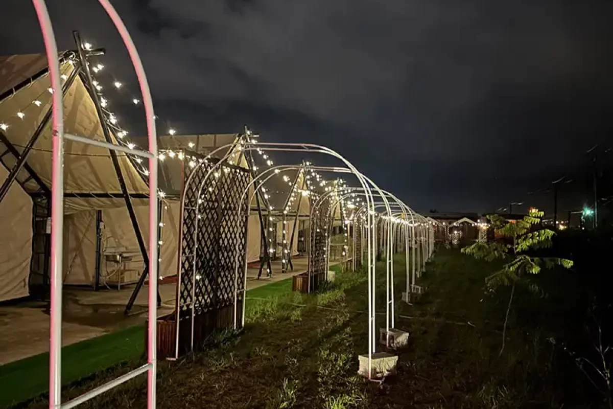 幸福鬆餅站-宜蘭空間設計-宜蘭家具設計-宜蘭花藝設計-宜蘭豪華帳-宜蘭組合屋_露營_室外_03